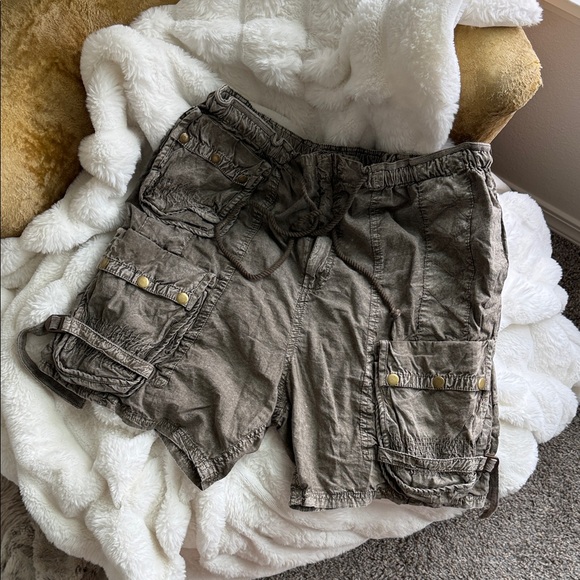 Free People Women's Moon Bay Parachute shorts - Picture 2 of 3